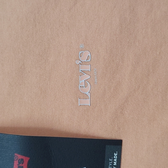 Levi's Cropped Jordie T- Shirt - Picture 5 of 8